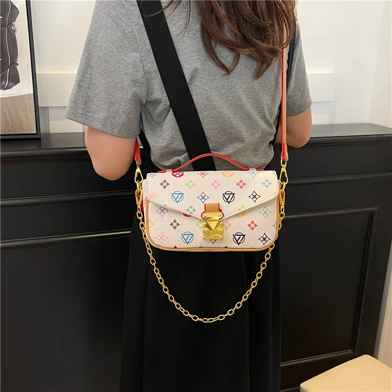 Borsa a Tracolla Elegante in P - Luxury Lifestyle Handbags recensione e prezzo