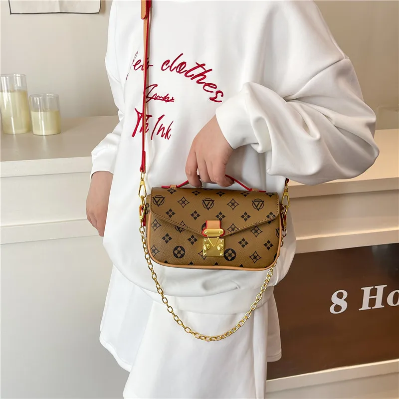 Borsa a Tracolla Elegante in P - Luxury Lifestyle Handbags recensione e prezzo