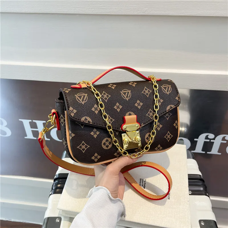Borsa a Tracolla Elegante in P - Luxury Lifestyle Handbags recensione e prezzo