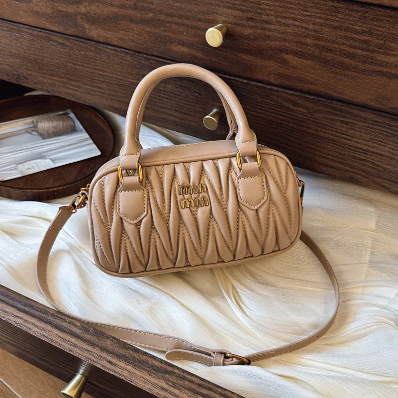 Borsa a Spalla Elegante in Pel - Luxury Lifestyle Handbags recensione e prezzo