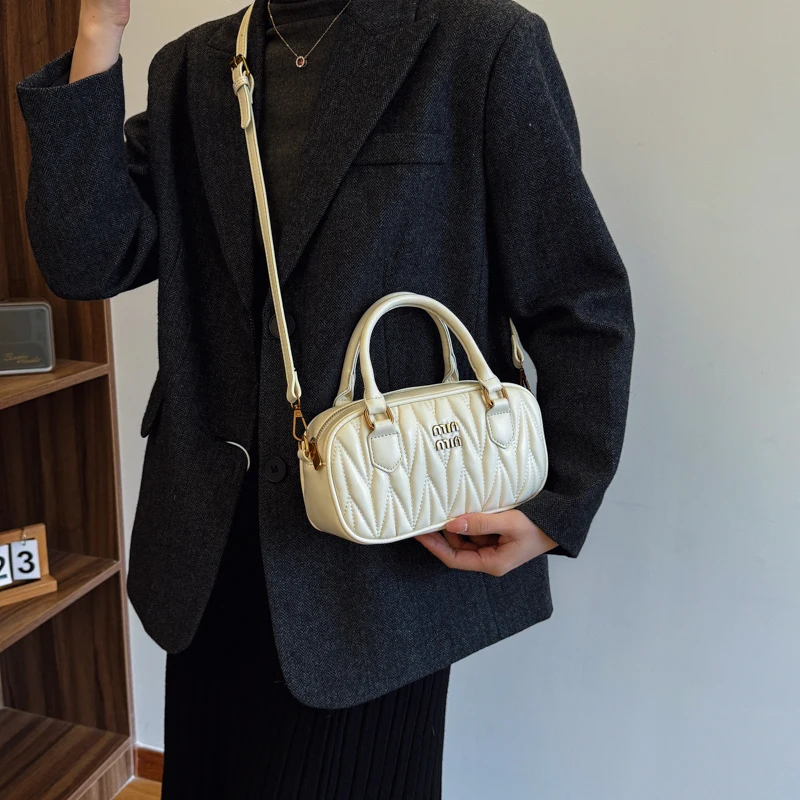 Borsa a Spalla Elegante in Pel - Luxury Lifestyle Handbags recensione e prezzo