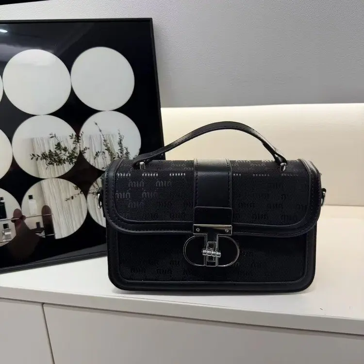 Borsa Elegante di Alta Gamma p - Luxury Lifestyle Handbags recensione e prezzo