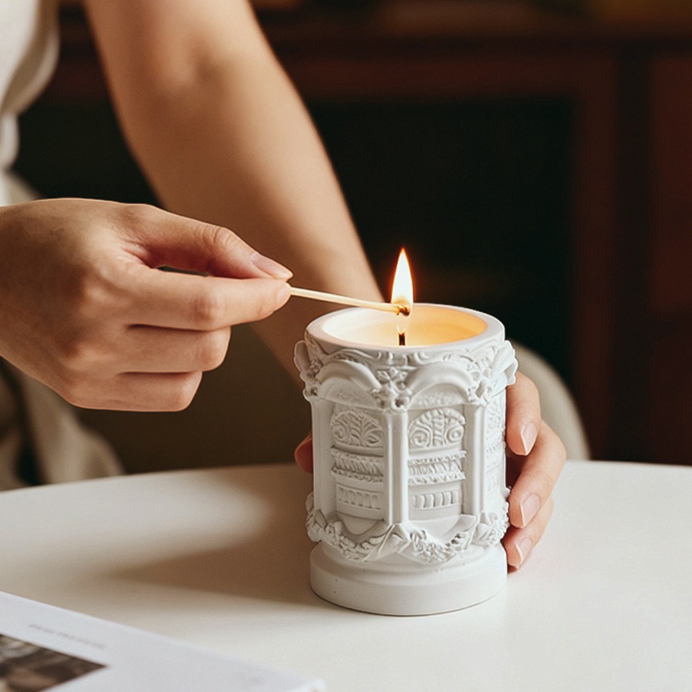 Candela in Tazza di Gesso, Can - Scented Candle Luxury recensione e prezzo