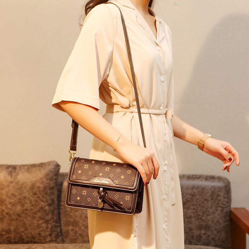 Borsa fasciatoio di lusso a tr - Luxury Lifestyle Handbags recensione e prezzo