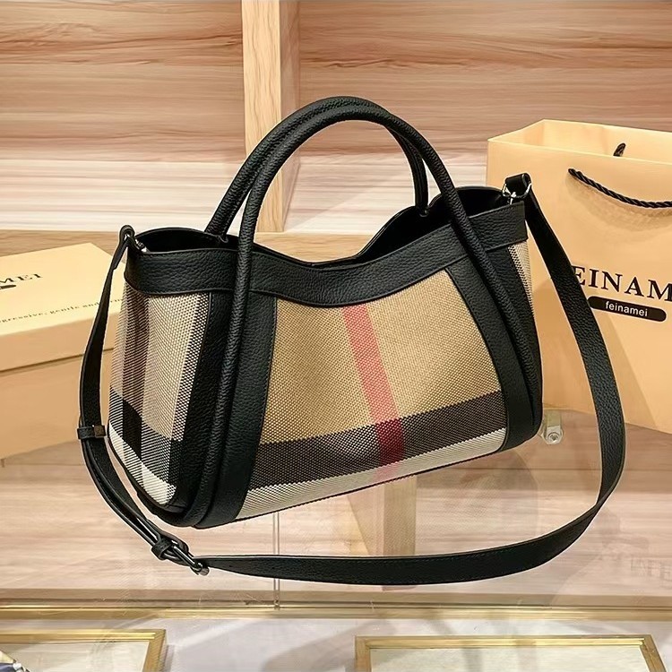 Borsa fasciatoio di lusso a tr - Luxury Lifestyle Handbags recensione e prezzo